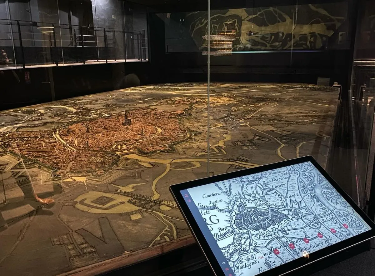 Extremely detailed 3D historical relief map of Strasbourg from 1727
