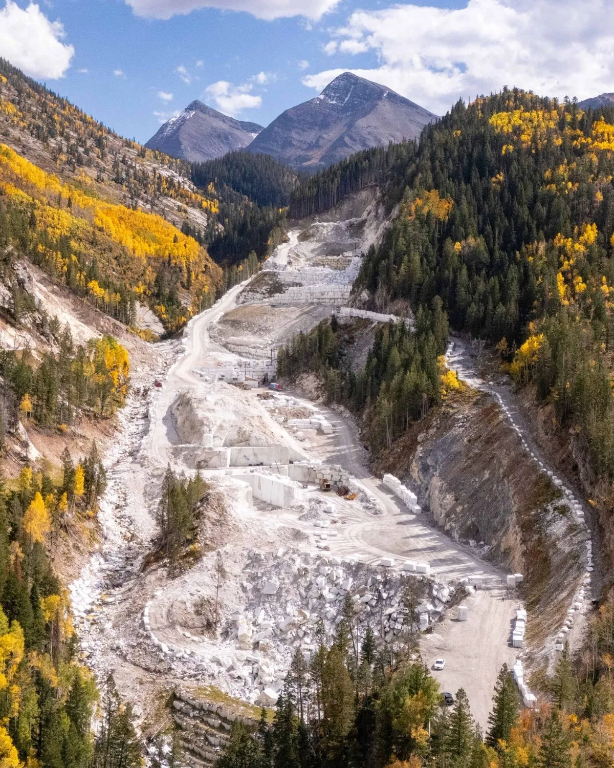 Scenic view of Marble Colorado with white stone blocks and mountains