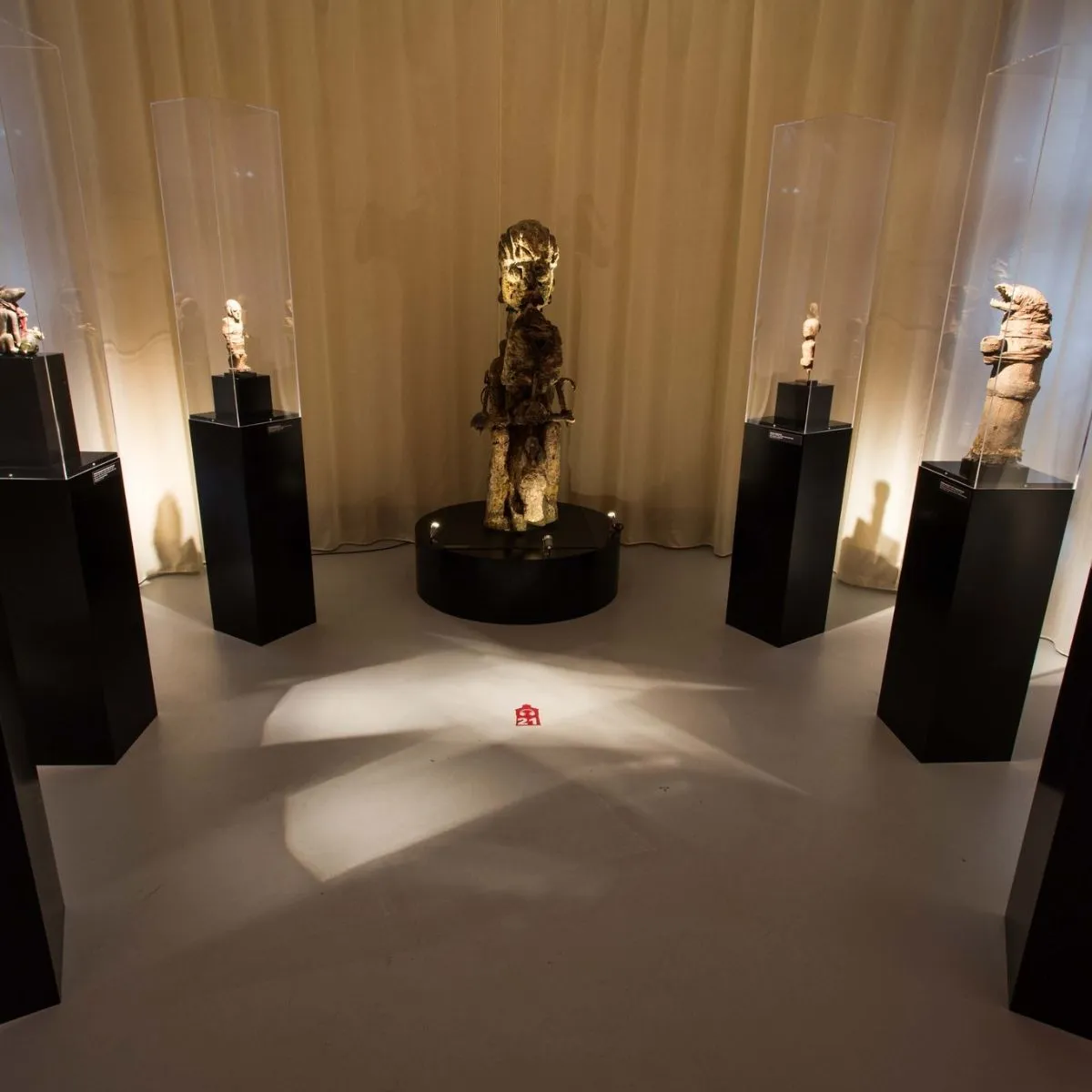 The red brick exterior of the Château Musée Vodou water tower in Strasbourg