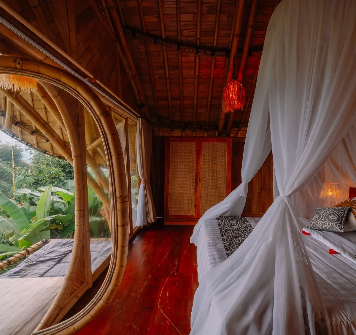 Sustainable interior design with reclaimed wood at a boutique villa in Pererenan